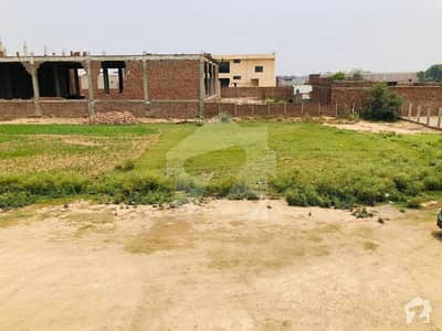 موہلنوال لاہور میں 1 کنال صنعتی زمین 72 لاکھ میں برائے فروخت۔