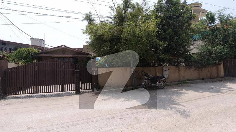 10 Marla Luxury Double Storey House In The Most Secure Locality In New Lalazar Rawalpindi