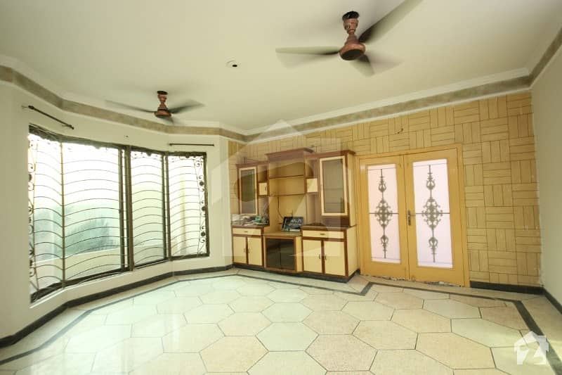 Chohan Offer 3 Bed Beautiful Upper Portion For Rent