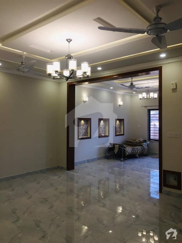 35x70 Brand New House For Rent