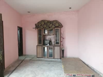 3 Marla Spacious Flat Is Available In Johar Town For Rent