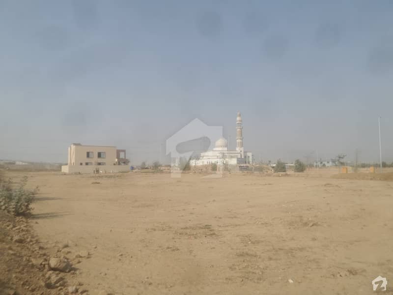 Book Residential Plot Today In Nazimabad - Block 4