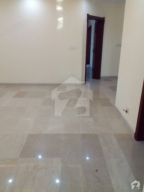 2250 Square Feet Upper Portion In Bahria Town Phase 8 - Sector F-1