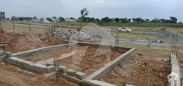 آئی جے پی روڈ اسلام آباد میں 2 کمروں کا 3 مرلہ فلیٹ 60 لاکھ میں برائے فروخت۔ آئی جے پی روڈ اسلام آباد میں 2 کمروں کا 3 مرلہ فلیٹ 60 لاکھ میں برائے فروخت۔