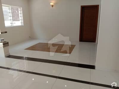 House Of 10 Marla For Rent In Gulraiz Housing Scheme