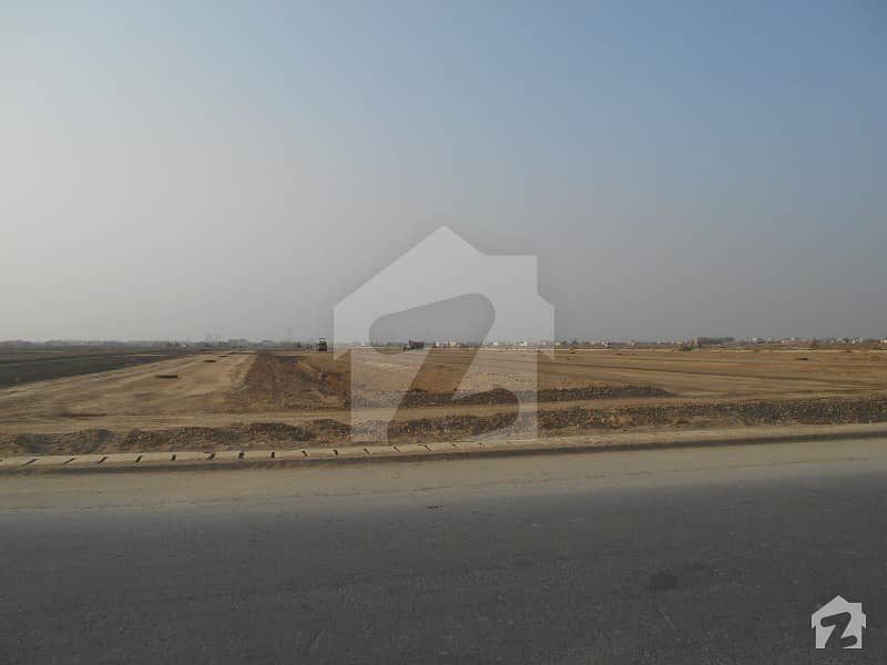 In DHA Defence Commercial Plot For Sale Sized 200 Square Yards