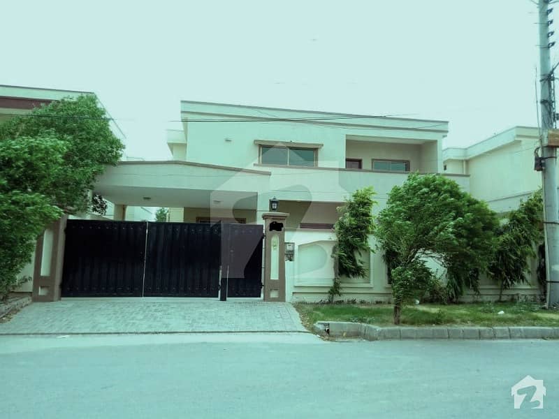 1 Kanal House Main Double Road For Sale In Paf Falcon Complex Gulberg 3 Lahore