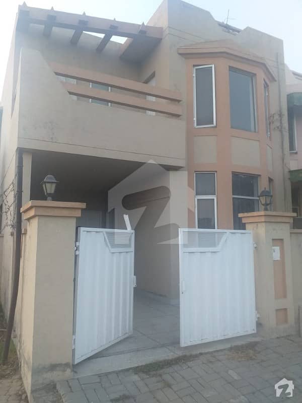 7 Marla Corner House Sector M7b For Sale