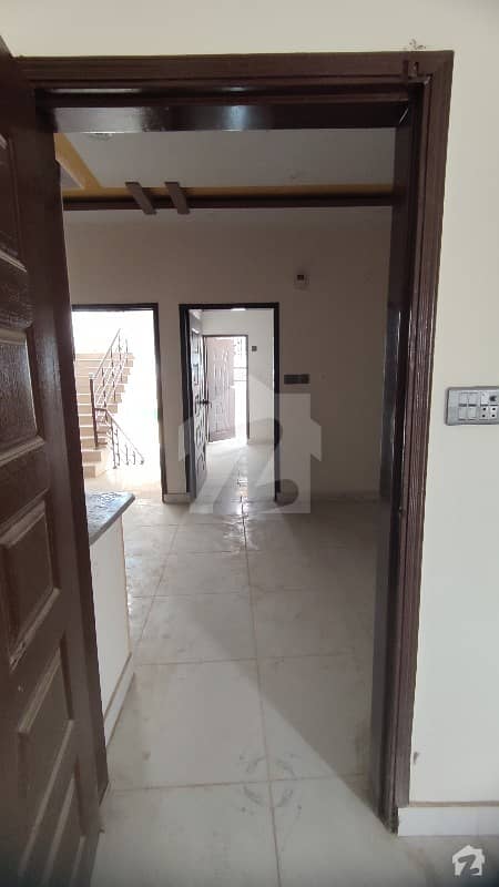 Get This Amazing 700 Square Feet Flat Available In Shamsi Society