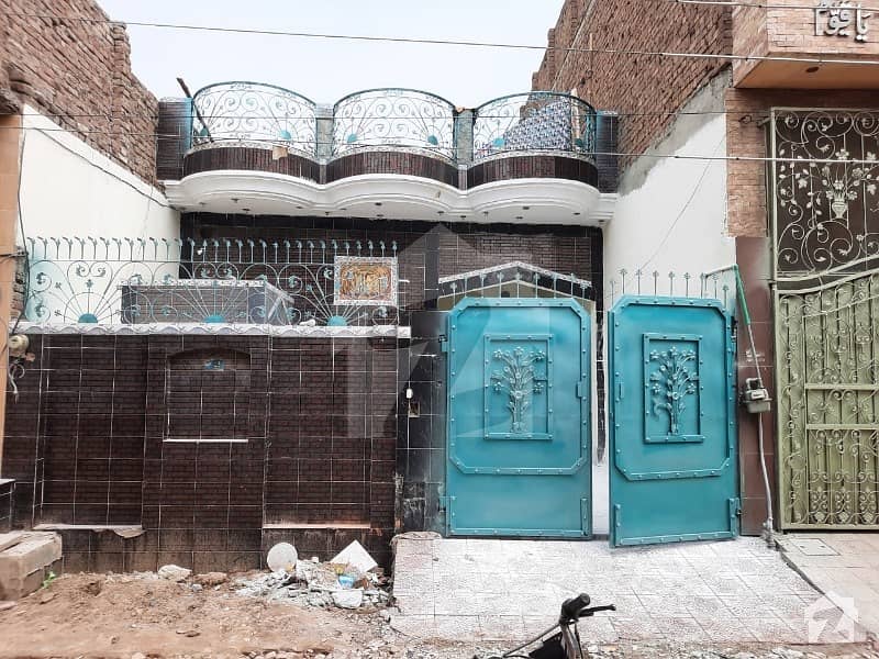 زینت ٹاؤن فیصل آباد میں 3 کمروں کا 6 مرلہ مکان 65 لاکھ میں برائے فروخت۔