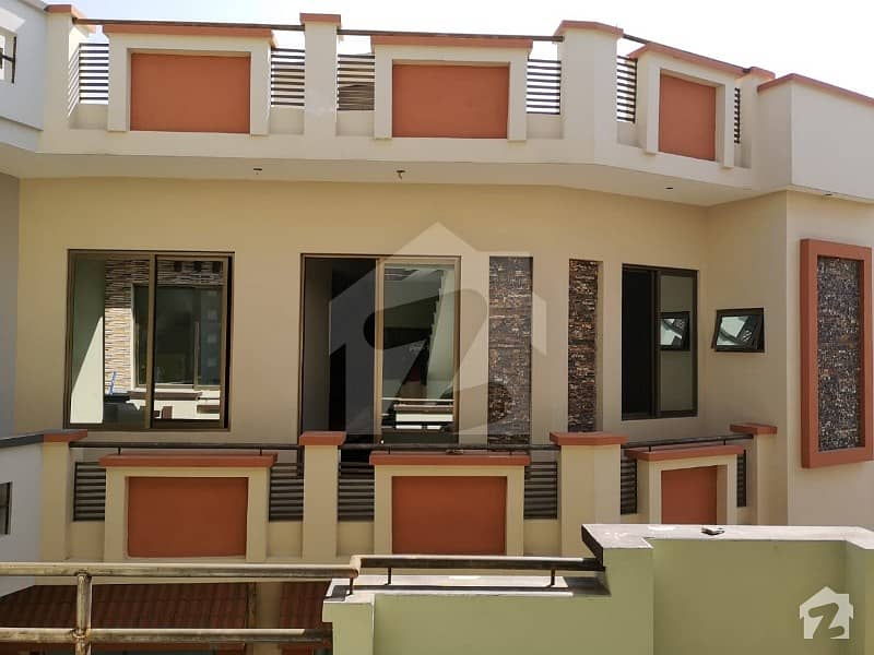 الہ آباد روڈ راولپنڈی میں 5 کمروں کا 4 مرلہ مکان 90 لاکھ میں برائے فروخت۔
