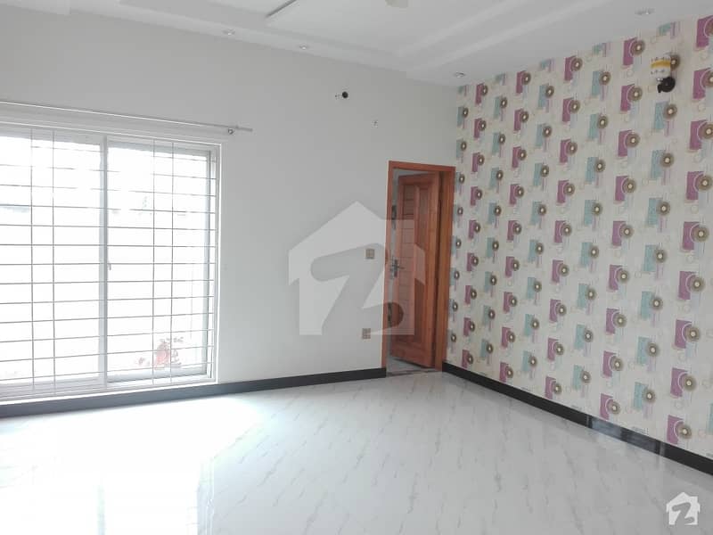 In Model Town 1 Kanal House For Rent