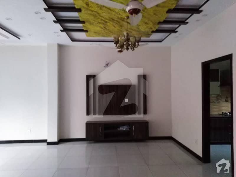 الاحمد گارڈن ہاوسنگ سکیم جی ٹی روڈ لاہور میں 3 کمروں کا 5 مرلہ مکان 1.1 کروڑ میں برائے فروخت۔