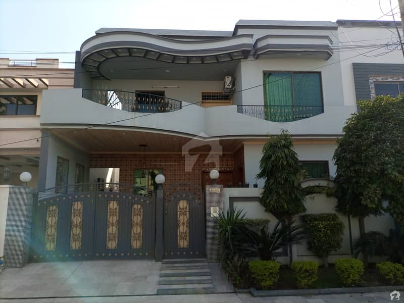 Own A House In 10 Marla Gujranwala