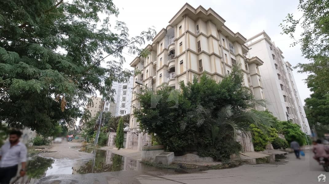 Most Urgent For Sale 1750 Square Feet Flat Is Available For Sale In Clifton