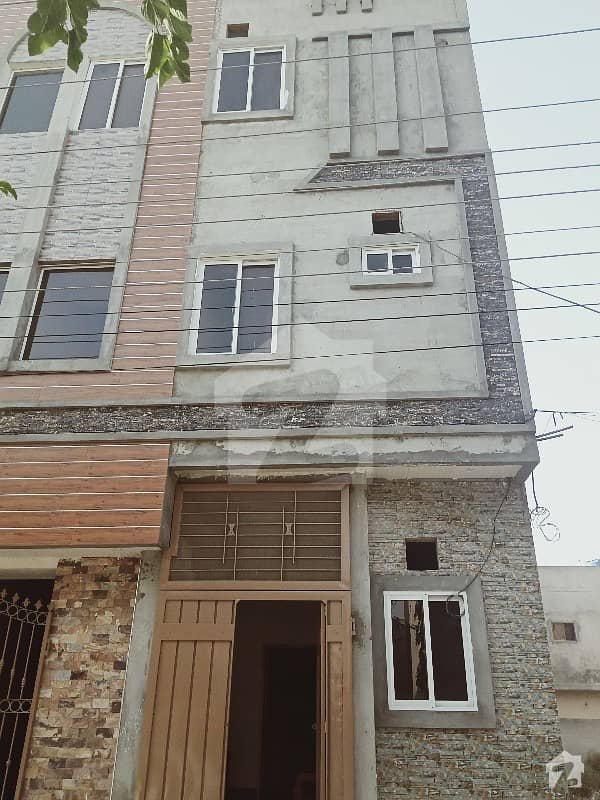 ناز ٹاؤن ۔ بلاک بی ناز ٹاؤن لاہور میں 4 کمروں کا 2 مرلہ مکان 50 لاکھ میں برائے فروخت۔
