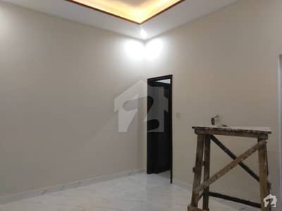 Idyllic Flat Available In Johar Town For Rent