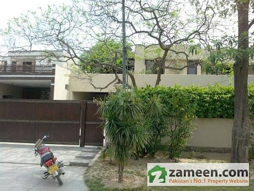 2 Kanal Outclass Stunning House For Rent in DHA Lahore Phase 3