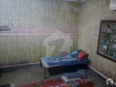 دھندھراں چک 66 جے بی فیصل آباد میں 3 کمروں کا 6 مرلہ مکان 60 لاکھ میں برائے فروخت۔