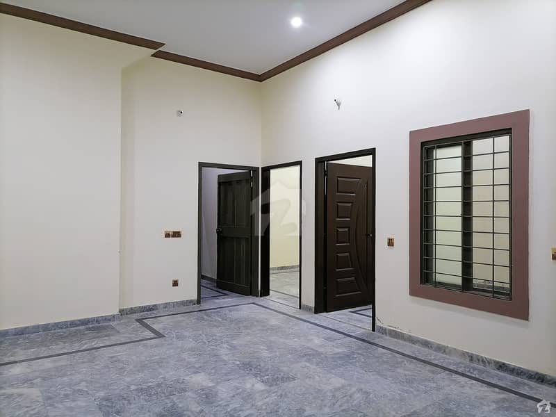 8 Marla House For Rent In The Perfect Location Of Johar Town