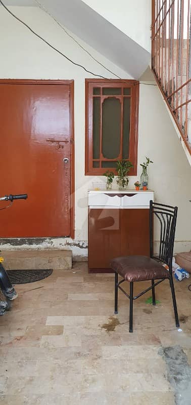 ماڈل کالونی بِن قاسم ٹاؤن کراچی میں 5 کمروں کا 5 مرلہ مکان 1.5 کروڑ میں برائے فروخت۔