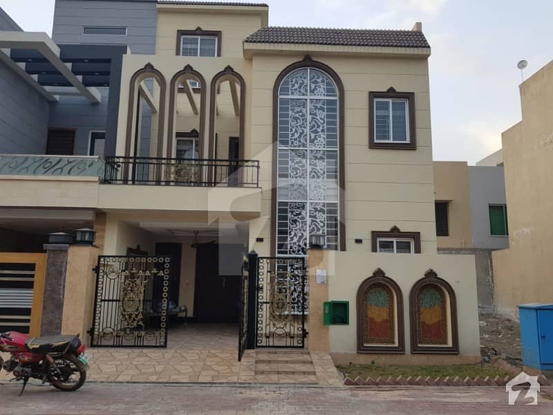 5 Marla House For Sale In Jinnah Block Sector E Bahria Town Lahore