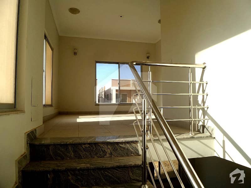 We Have Ready To Move Luxury 3 Bedrooms Precinct 10A Villa Available