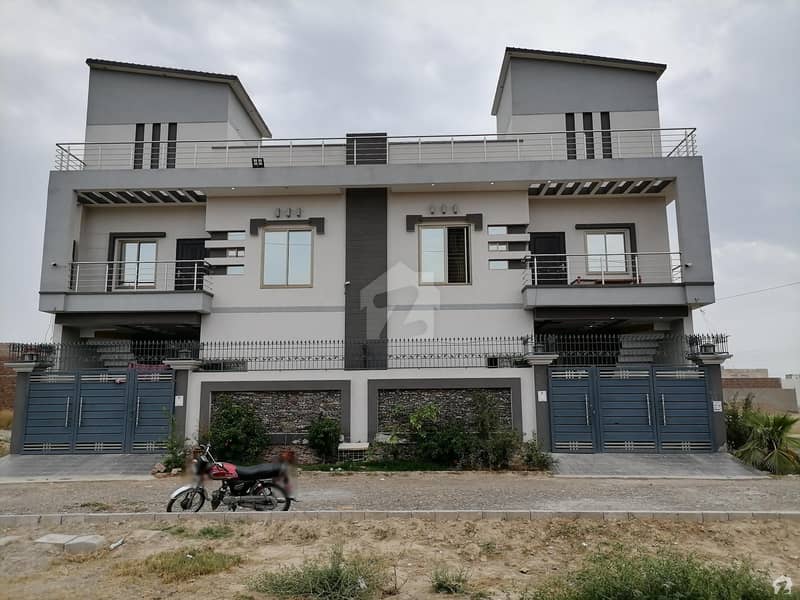 House For Sale Located On Al Moeen Executive Block Pakpatn Road