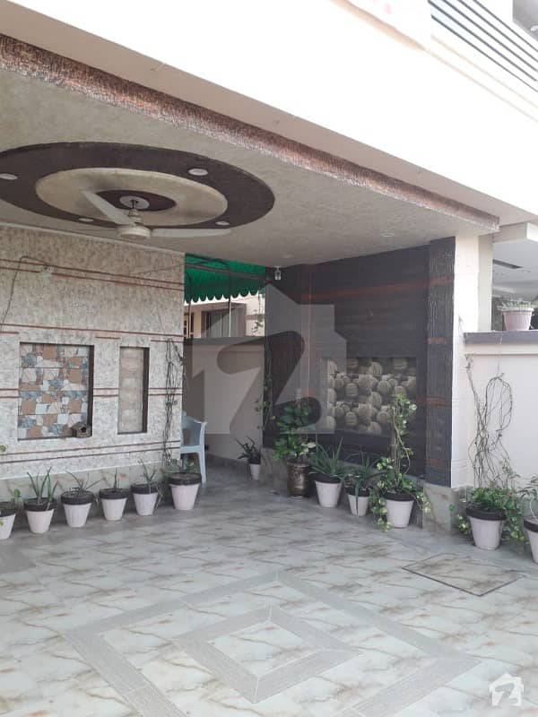 10 Marla House For Sale In Bahria Orchard Lahore ( Phase 1 Gas Water Electricity )