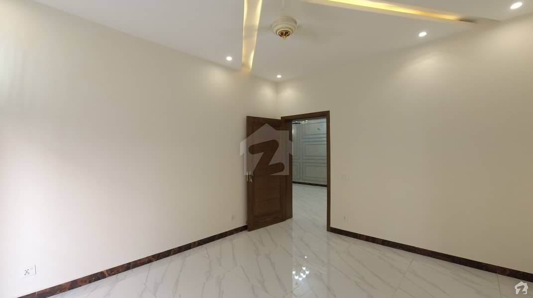 ای ایم ای سوسائٹی لاہور میں 2 کمروں کا 1 کنال مکان 75 ہزار میں کرایہ پر دستیاب ہے۔