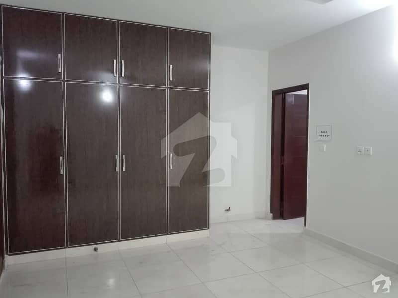 Centrally Located Flat For Rent In Askari Available