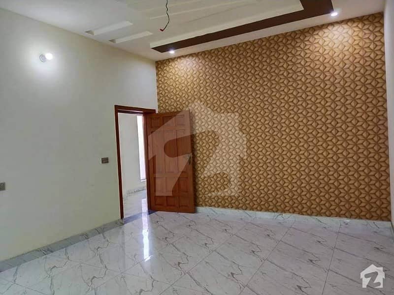 کینال گارڈن فیصل آباد میں 3 کمروں کا 5 مرلہ مکان 1.5 کروڑ میں برائے فروخت۔