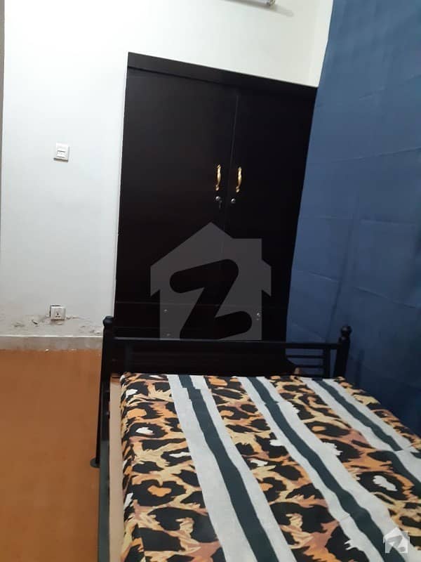 2 Seater Room In Islamabad Hostel