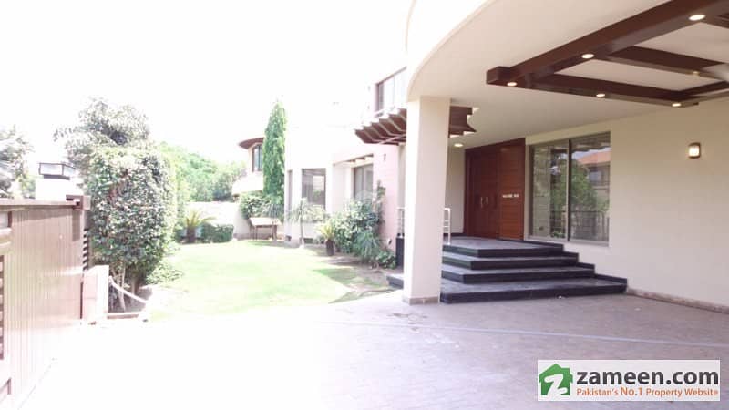32 Marla General Villa Is Available For Rent In Sarwar Colony Lahore Cantt