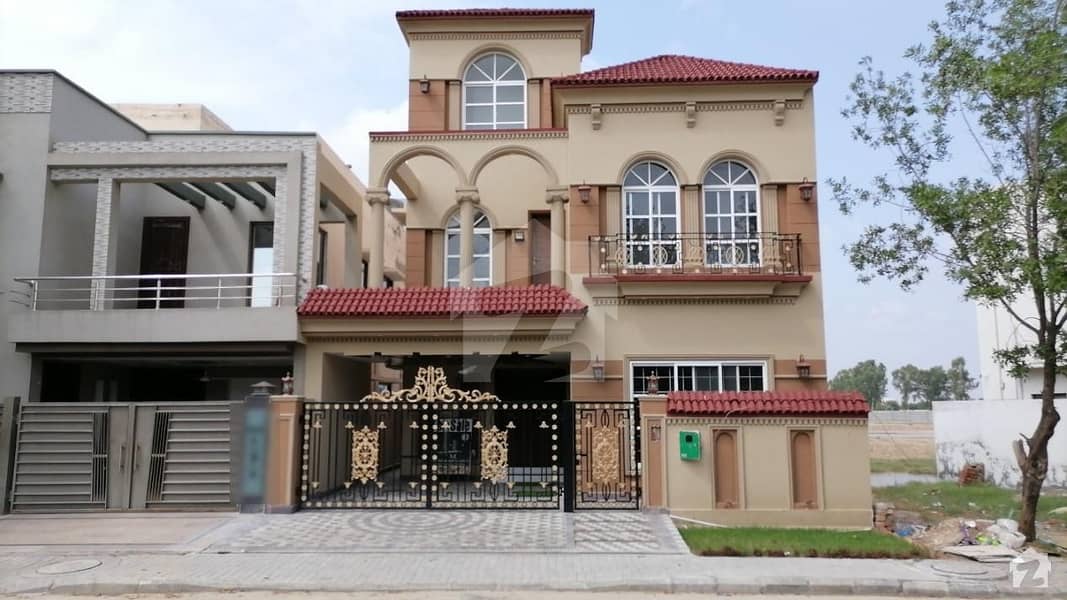 8 Marla House For Sale Bahria Orchard Facing Monument Park 80 feet Main Boulevard