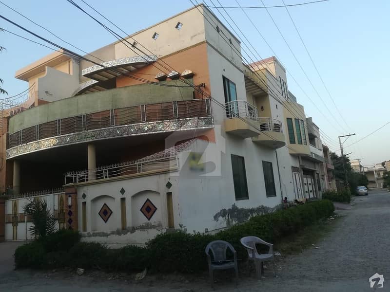 10 Marla House In Pak Avenue Colony For Rent