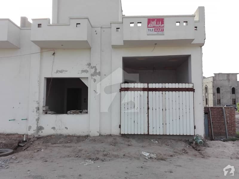 Book A House Of 563 Square Feet In Chak No 32/4-L Chak No 32/4-L