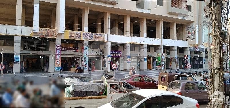 گلشنِ اقبال - بلاک 13 ڈی گلشنِ اقبال گلشنِ اقبال ٹاؤن کراچی میں 0.49 مرلہ دکان 55 لاکھ میں برائے فروخت۔