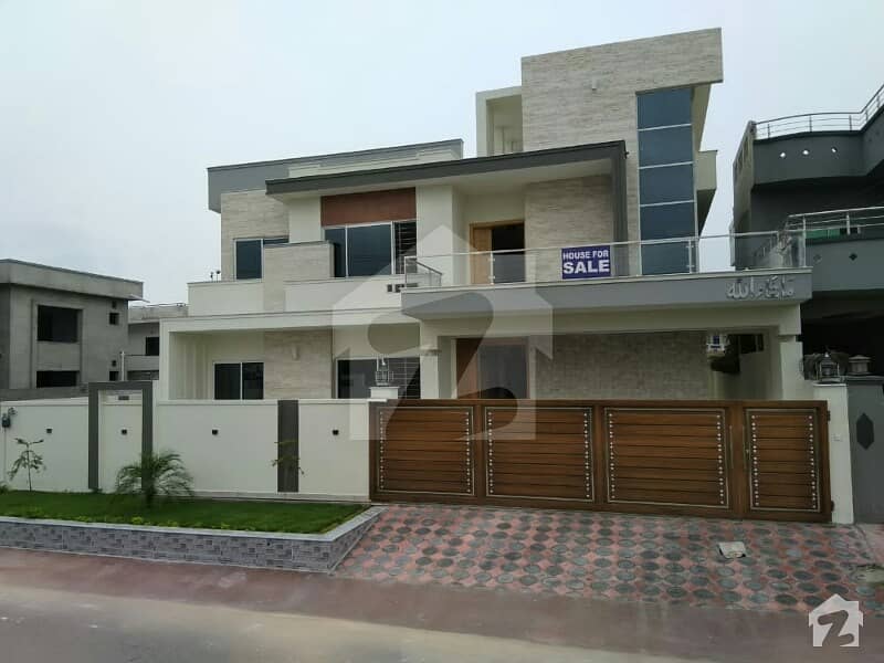 One Kanal House For Sale Size 50x90