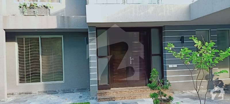 1 Kanal House in Pujab Cooperative Society in Main Ghazi Road Lahore