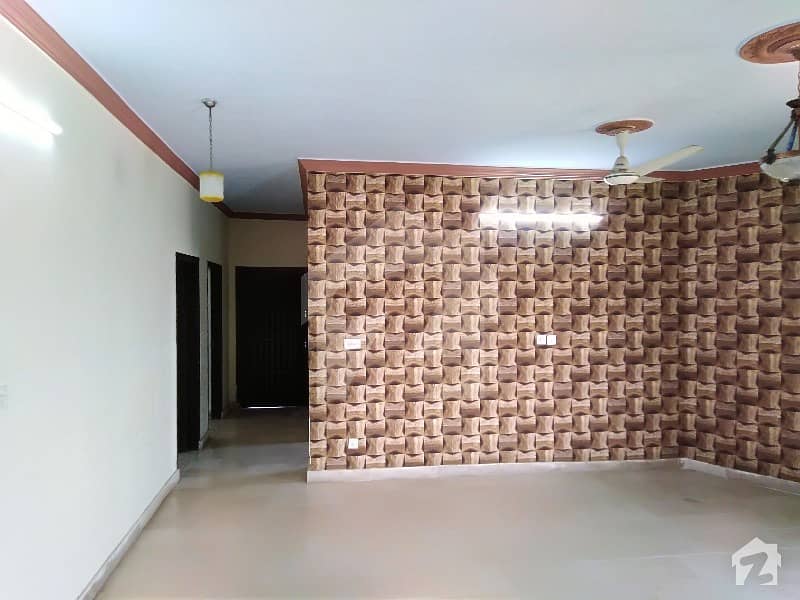 Gorgeous 10 Marla Upper Portion For Rent Available In Gulshan Abad