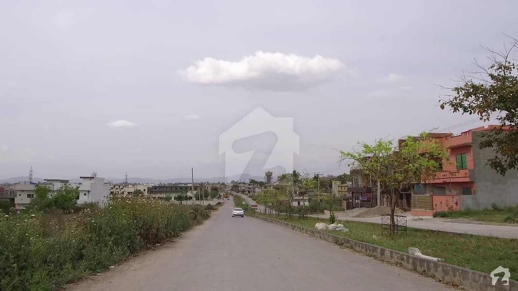 Corner 30*60 Plot Located On 70 Ft Road For Sale In I-14/1