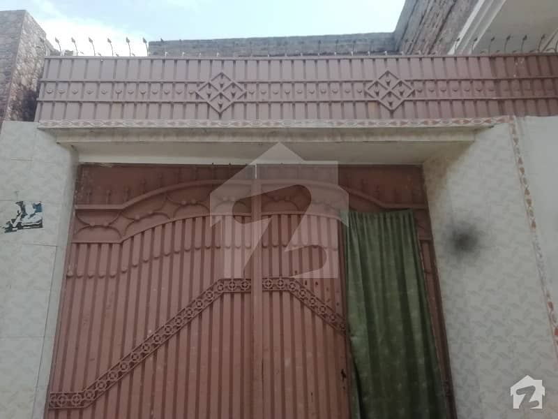 اِرم کالونی مردان میں 2 کمروں کا 4 مرلہ مکان 67 لاکھ میں برائے فروخت۔