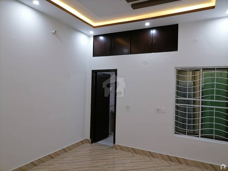4 Marla Lower Portion In  Of Lahore Is Available For Rent