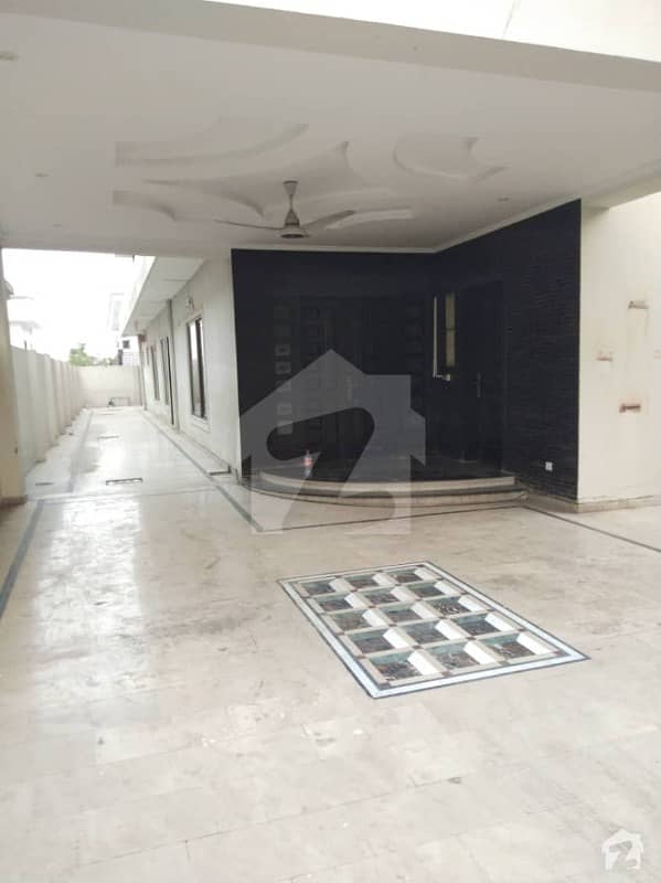 ایف ۔ 10/1 ایف ۔ 10 اسلام آباد میں 5 کمروں کا 1 کنال مکان 10 کروڑ میں برائے فروخت۔ ایف ۔ 10/1 ایف ۔ 10 اسلام آباد میں 5 کمروں کا 1 کنال مکان 10 کروڑ میں برائے فروخت۔