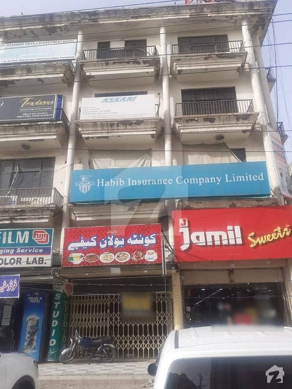 صدر راولپنڈی میں 4 مرلہ دکان 7 کروڑ میں برائے فروخت۔