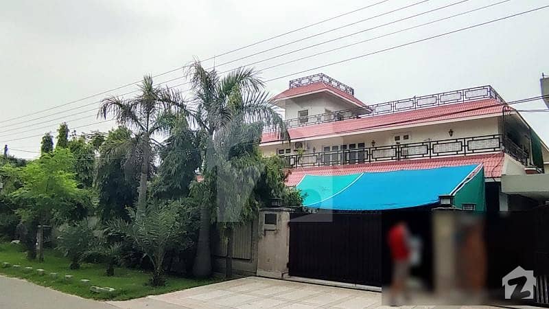 Double Story 1.5 Kanal Bungalow For Sale