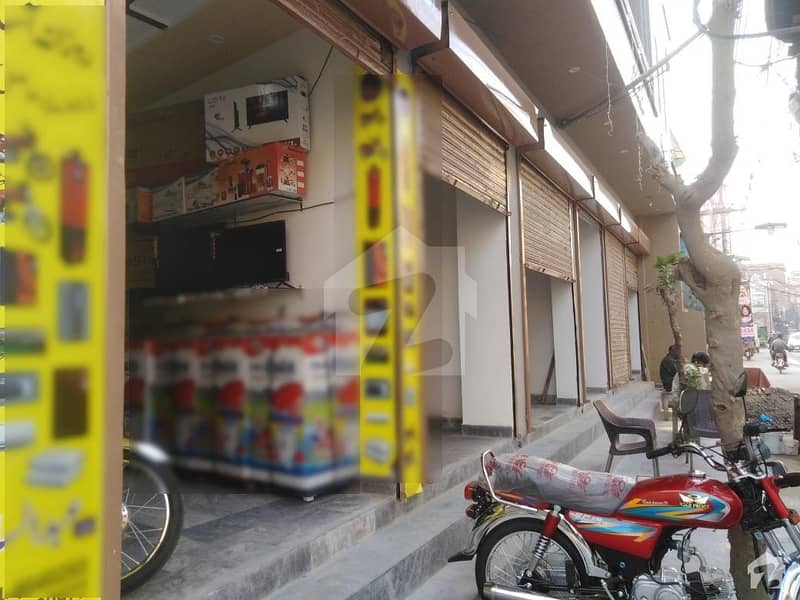 160 Square Feet Spacious Shop Available In Samanabad For Sale