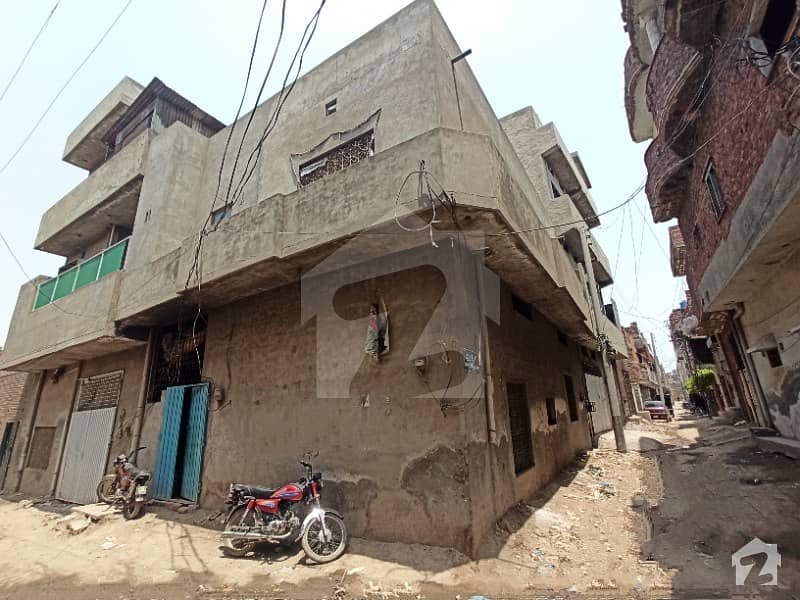 رِنگ روڈ لاہور میں 4 مرلہ عمارت 70 لاکھ میں برائے فروخت۔