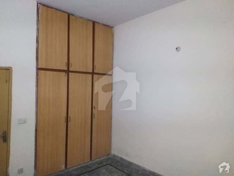 Johar Town Lower Portion Sized 5 Marla For Rent